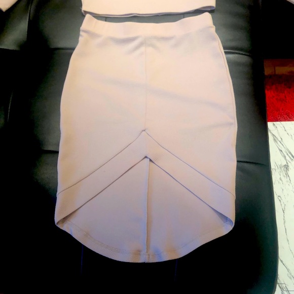 Beige 2 piece set - Picture 2 of 4